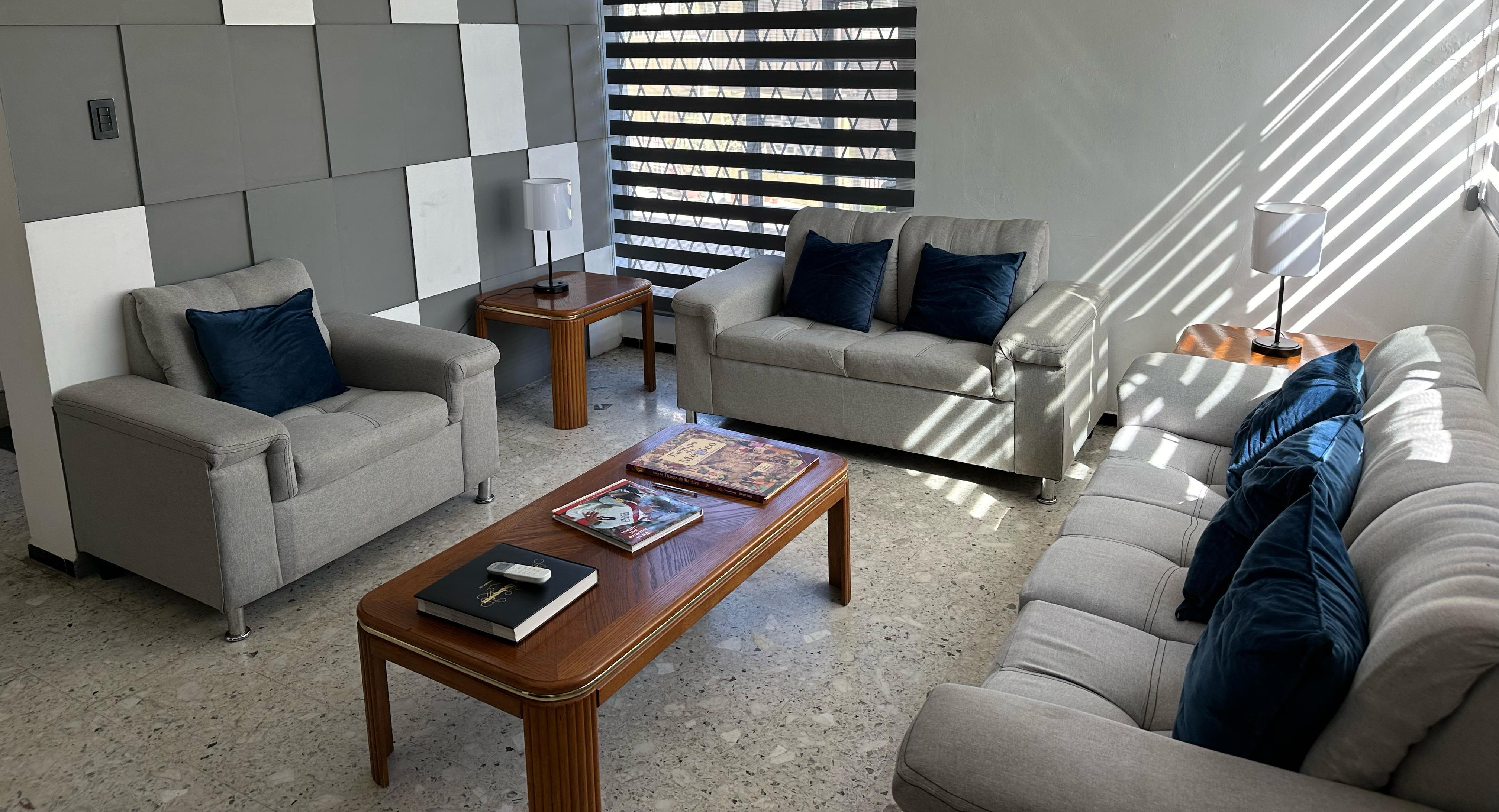 Equipo de profesionales de Grupo INPROSA en Tampico